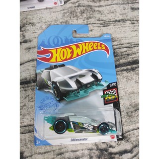 Xe mô hình Hot Wheels DAVacenator