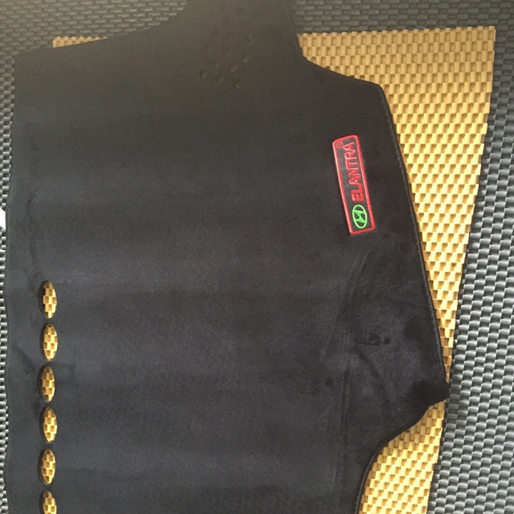 Thảm chống nóng taplo LÔNG CỪU 3 LỚP NHẬT BẢN dùng cho xe ELANTRA 2016-2018  đế chống trượt mềm mịn, tơ đẹp, dày dặn