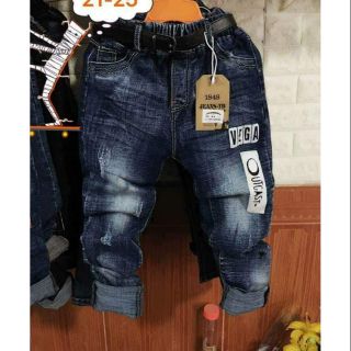 Combo quần và bộ bé trai