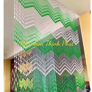Rèm hạt nhựa xanh lá che cửa đường luồng làm dầy Kt [0,8x2m; 1x2m; 1.2x2m]. Rèm hạt nhựa trang trí. Kt khác ib.