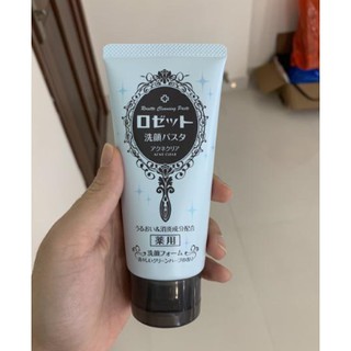 Sữa rửa mặt Rosette Nhật Bản
