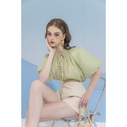 Sơmi ngắn tay thêu cổ - Joy Blouse | BigBuy360 - bigbuy360.vn