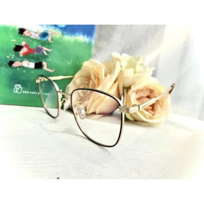 Gọng Kính Gucci Mắt Kính Vuông Hợp Kim