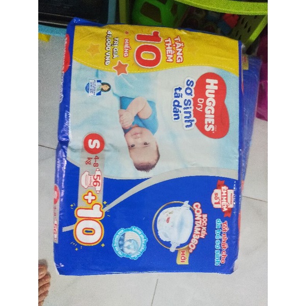 Tã dán sơ sinh Huggies S56(4-8kg)/ newborn 58+2(dưới 5kg)