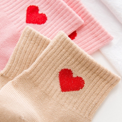 Vớ cotton hình trái tim xinh xắn dành cho nữ