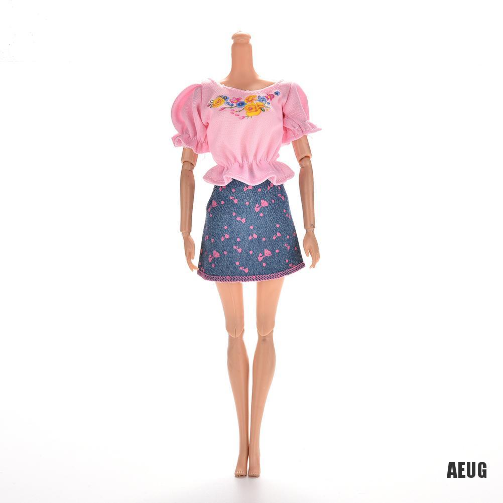 Bộ 2 Áo Thun Màu Hồng + Chân Váy Denim Xanh Cho Búp Bê Barbie