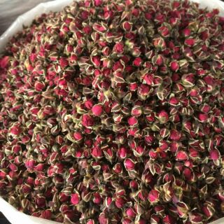 100g nụ hồng khô. giao ngẫu nhiên.