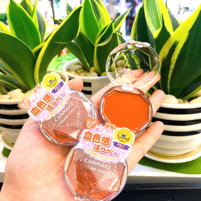 Má hồng kem CANMAKE