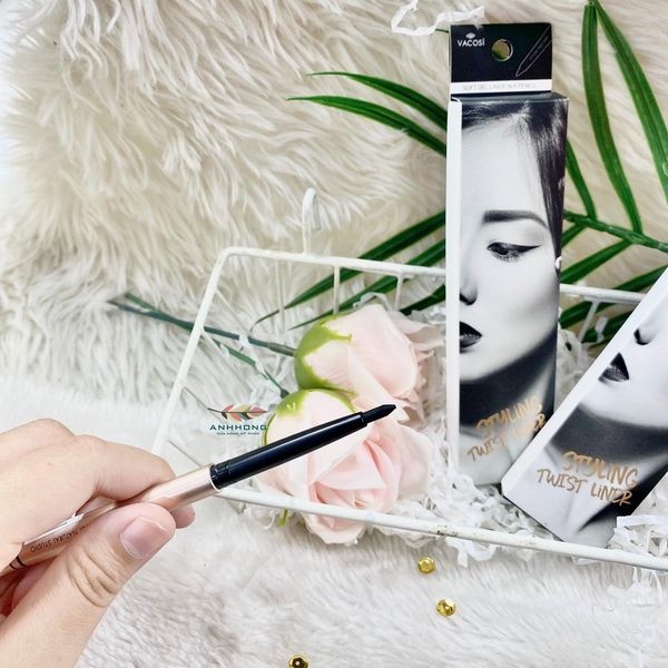 Chì Vặn Kẻ Mắt Vacosi Styling Twist Liner