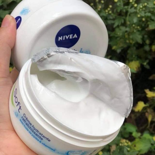 Kem dưỡng da Nivea Soft Đức