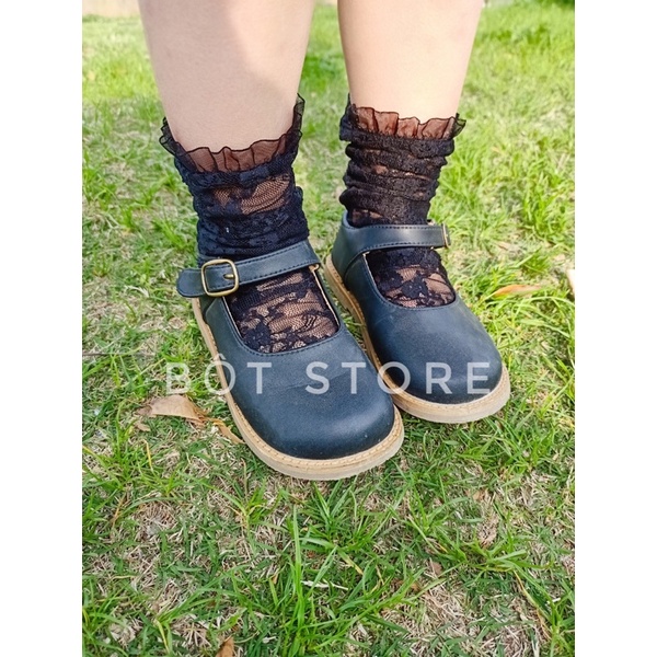 Tất ren tiểu thư cho bé xinh xắn