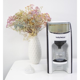 Máy pha sữa bột Baby Brezza Formula Pro của Mỹ