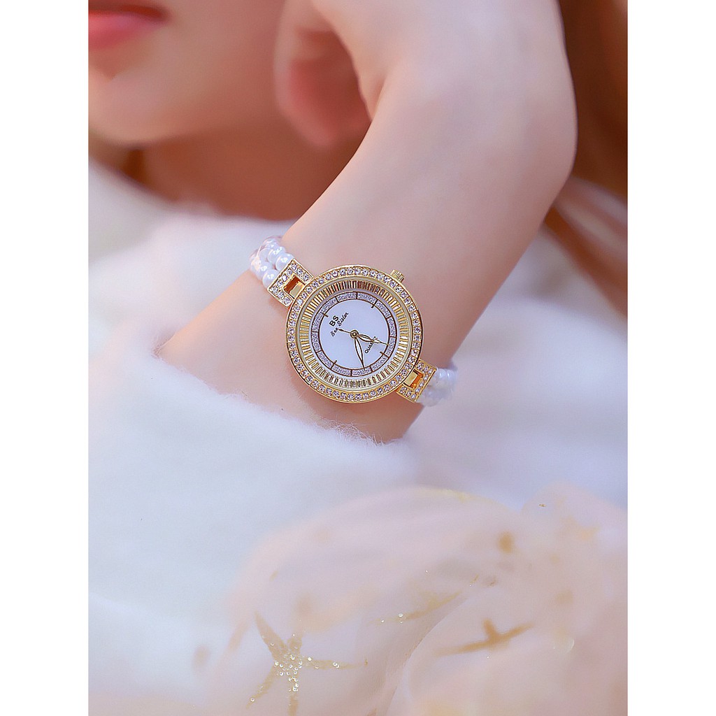 Đồng hồ nữ chính hãng Bee Sister mặt kim loại đính đá với dây ngọc trai độc đáo và sang trọng | BigBuy360 - bigbuy360.vn