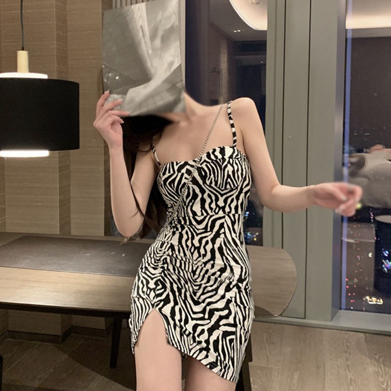 Đầm hai dây màu trơn thiết kế xẻ tà thời trang quyến rũ cho nữ