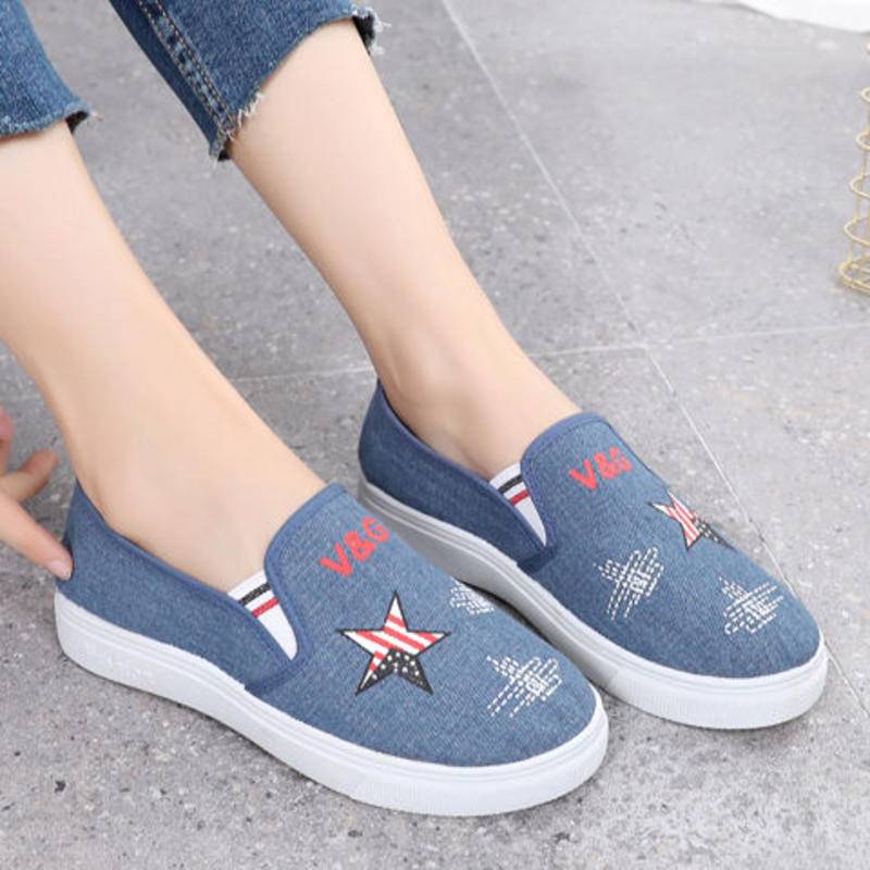 Kasut perempuan / Giày Lười Vải canvas Đế Bằng Chống Trượt Phong Cách Bắc Kinh Cổ Điển Cho Nữ Sinh