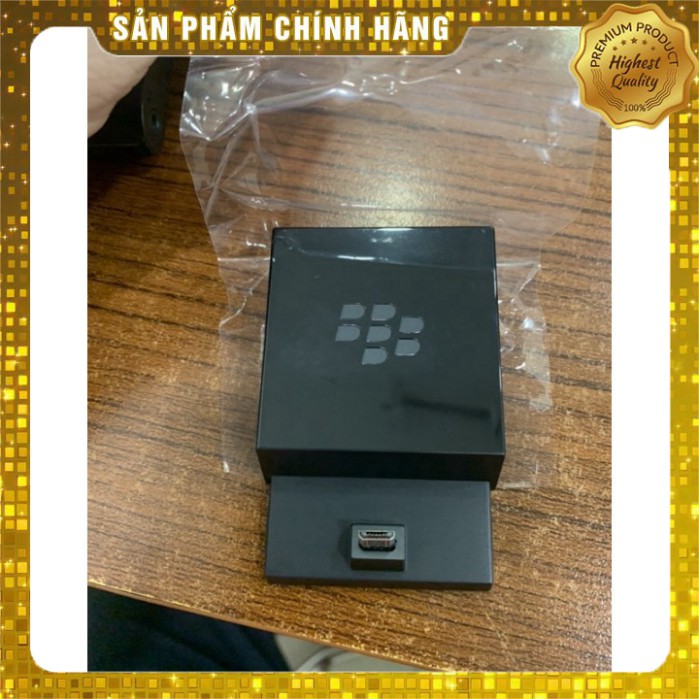 Dock Sạc Blackberry Passport Silver Q20 Q30 New Seal Box