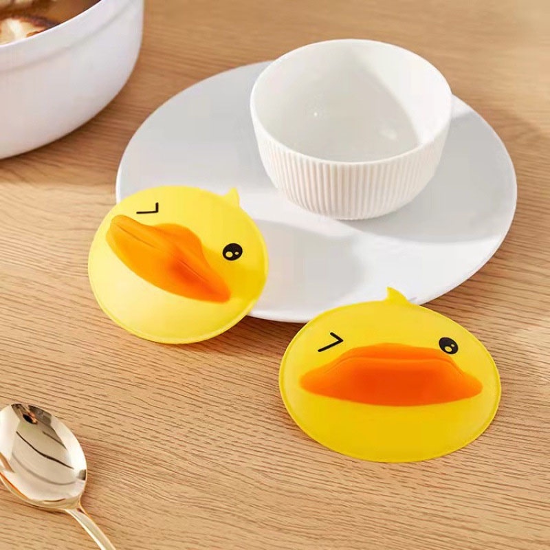 SET 2 Kẹp Bắc Nồi Chống Nóng Silicone Hình Con Vịt Dễ Thương