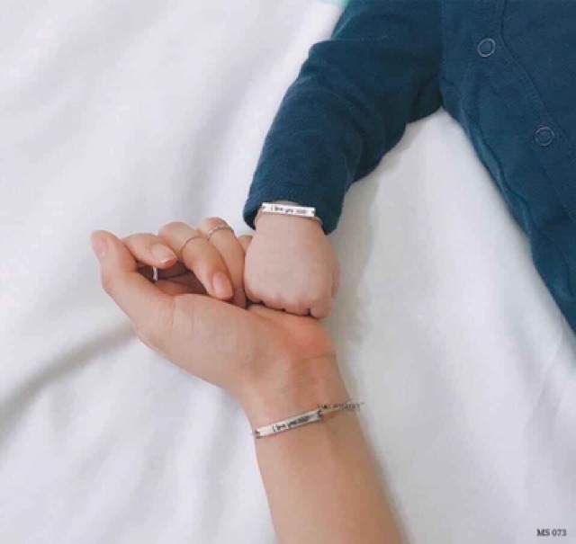 Lắc tay đôi khắc tên cho mẹ và bé bạc ta- Minh Tâm Jewelry