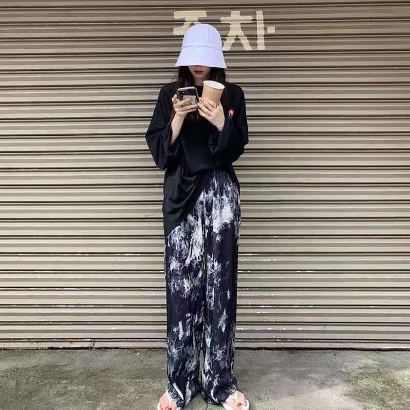 Quần ống rộng màu loang đen xám