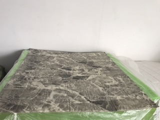 Xốp vân đá đen và vàng