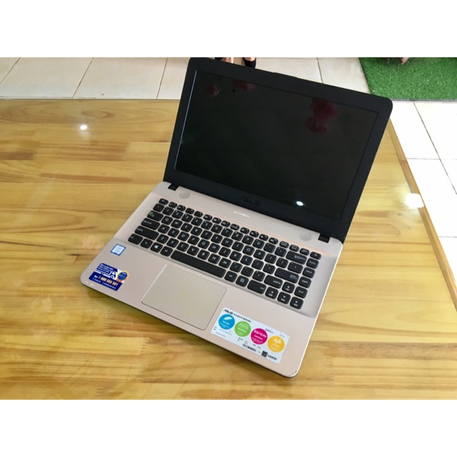 Asus X441UA core i3