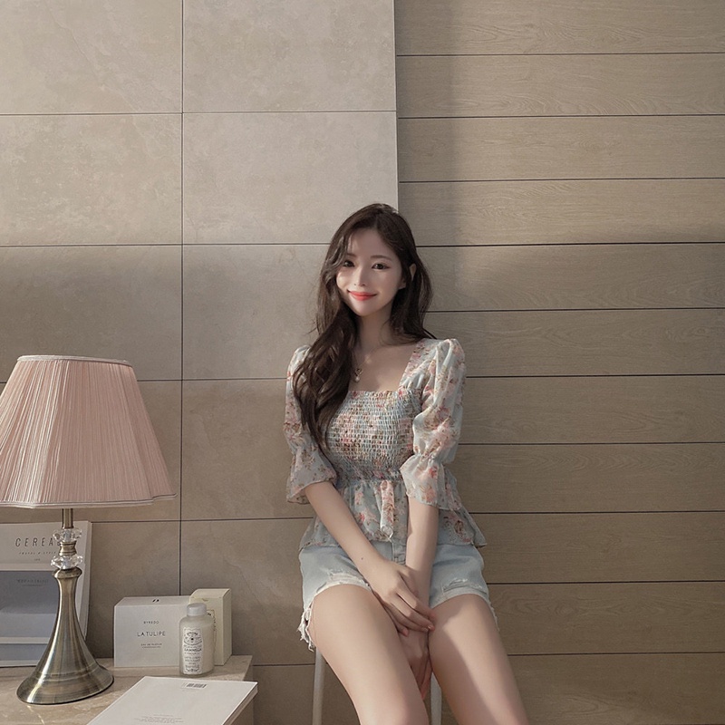 Áo chiffon IELGY cổ vuông tay lửng in họa tiết hoa ngọt ngào cho nữ