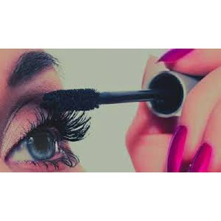 Mascara làm dày mi và dưỡng mi Dermacol Magnum Maximum Volume 9ml