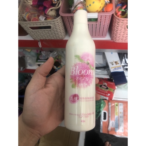 Sữa tắm cho chó mèo hương nước hoa Joy and doll