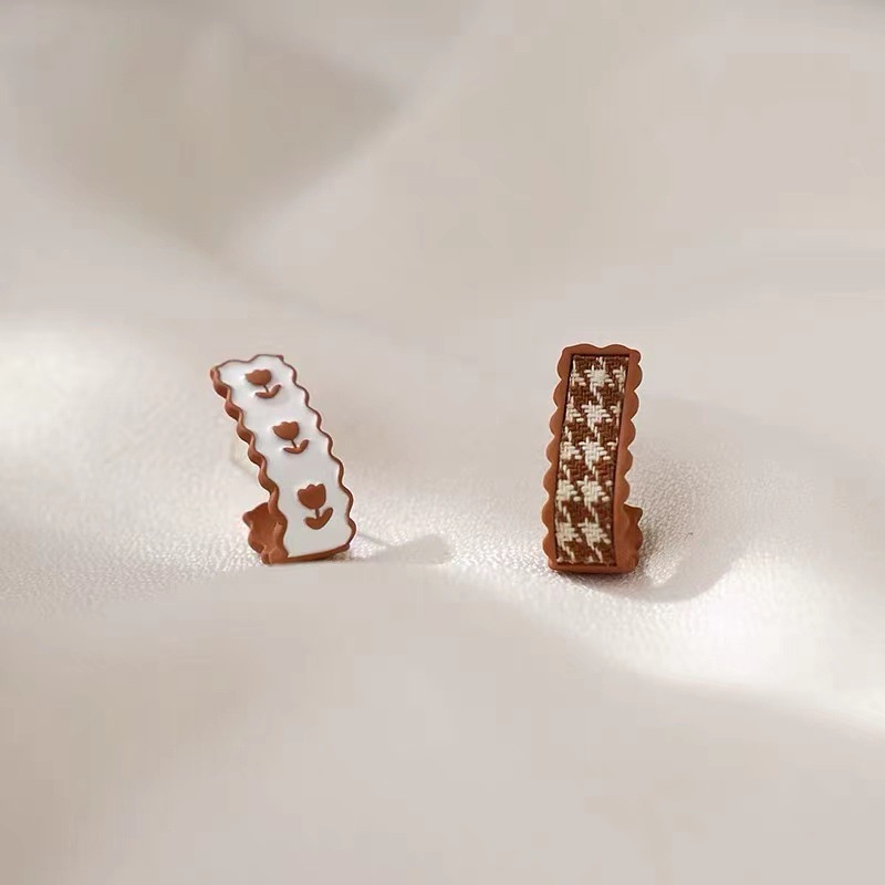 Bông Tai S925 Họa Tiết Houndstooth Màu Sắc Phong Cách Hàn Quốc Thu Đông Cho Nữ