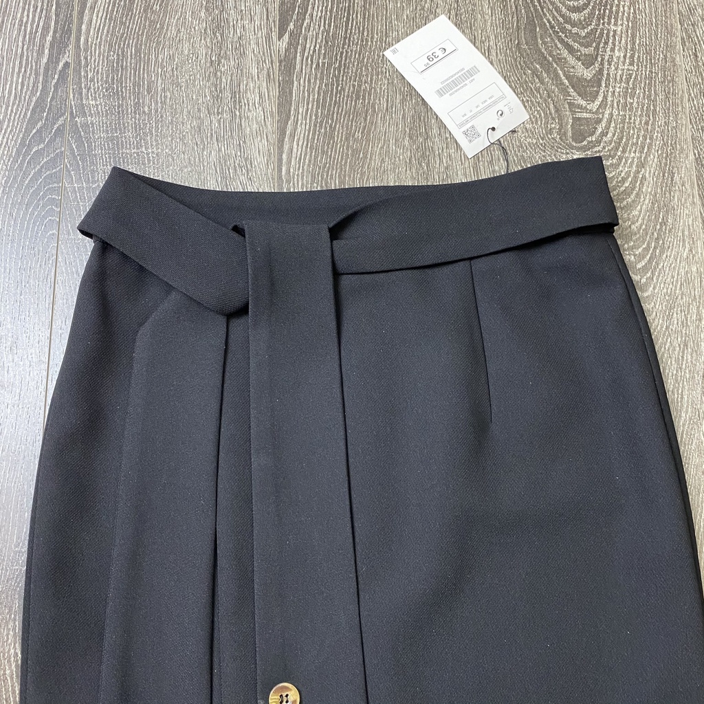 Chân váy bút chì dài công sở cạp cao xẻ tà Homieyl cao cấp, chân váy lưng cao dài qua gối màu đen chất vải đẹp | BigBuy360 - bigbuy360.vn