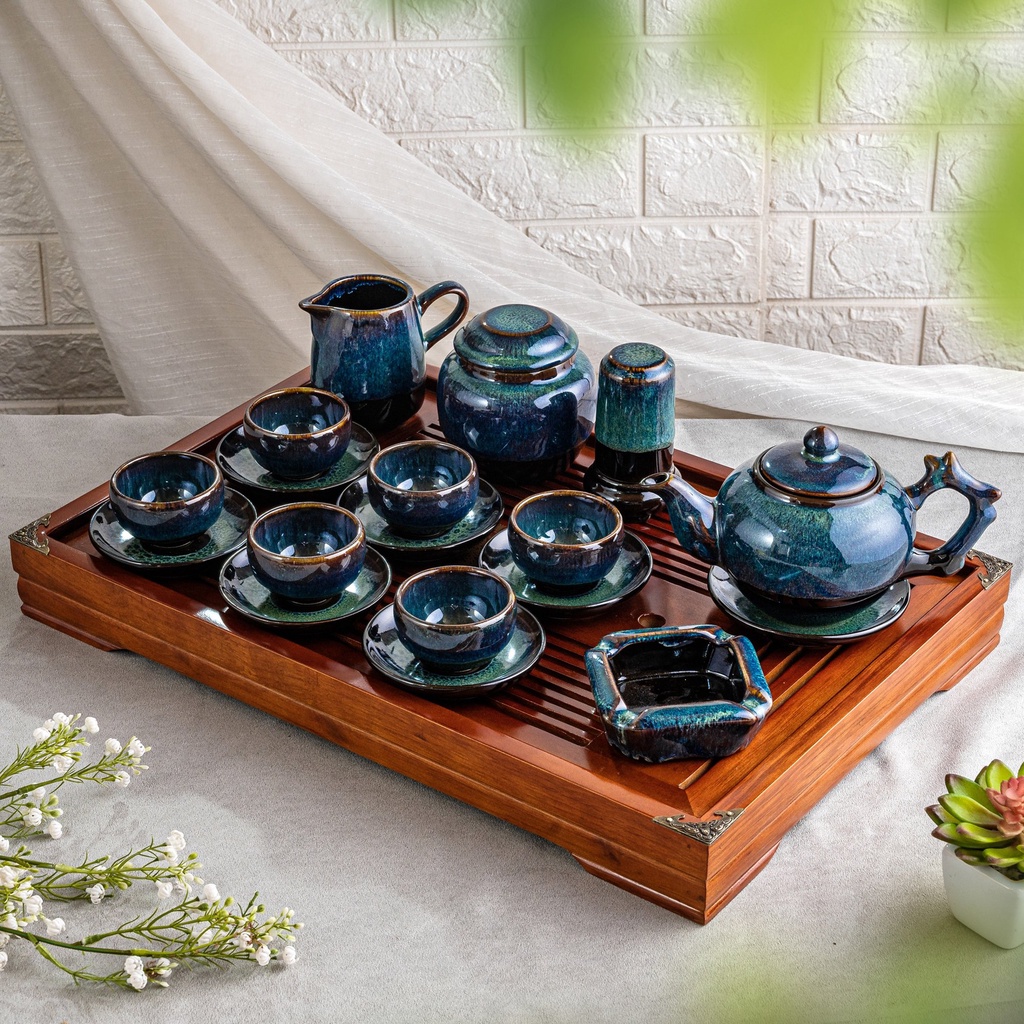 Bộ ấm trà ( gốc cây lòng xanh )