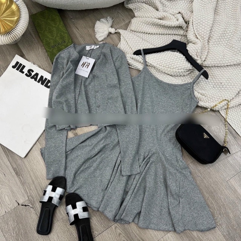 Đầm xoè kèm khoác