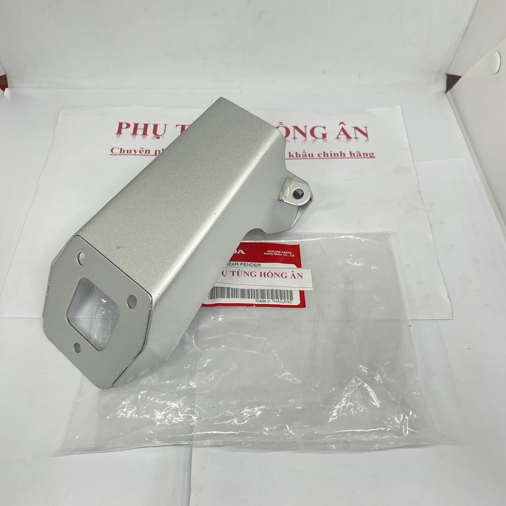 Pát sắt dè sau biển số (Cóc sắt đuôi rùa) Vario, Click 2018-2021 nhập khẩu chính hãng Honda Thailand - PT HỒNG ÂN