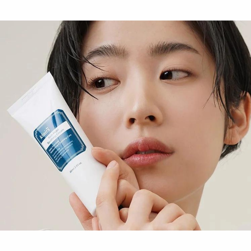 Kem dưỡng ẩm Klairs Rich Moist Soothing Cream 80ml dành cho da khô mất nước