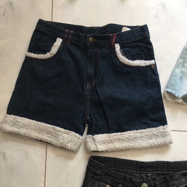 Quần short hàng si