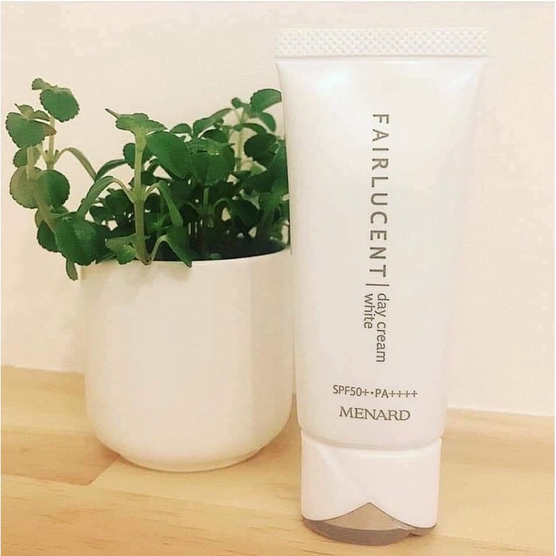 Kem ngày dưỡng da và chống nắng Menard Fairlucent Day Cream 40g