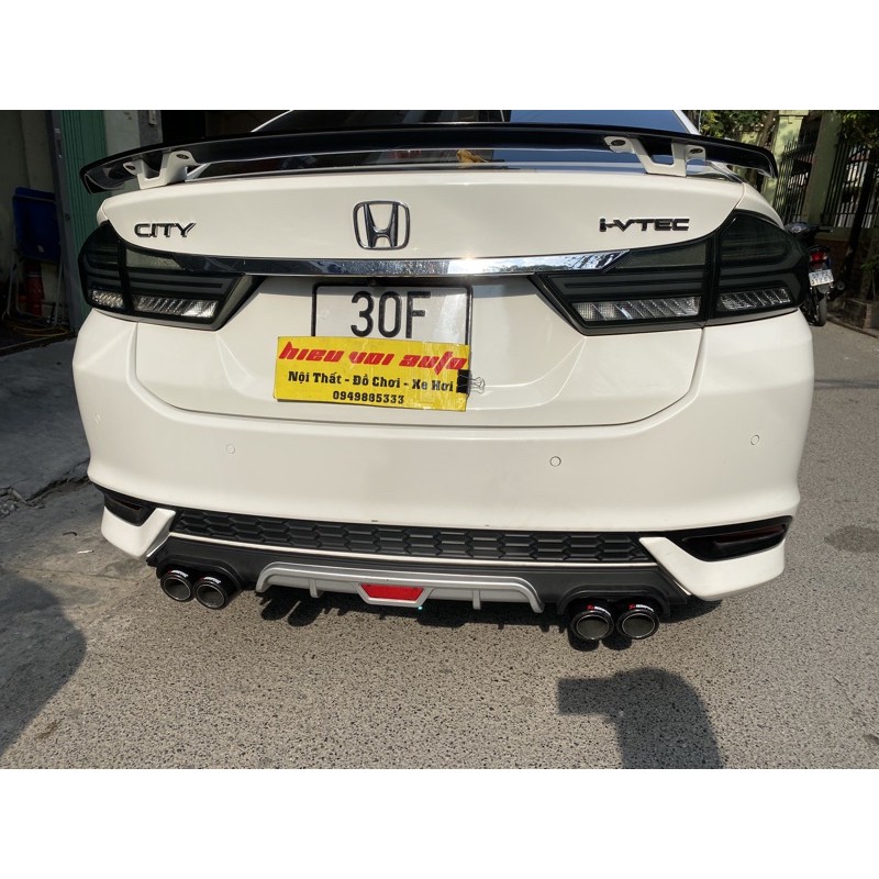 Chụp Pô đôi Akpovic các bon