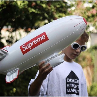 Khinh khí cầu Supreme