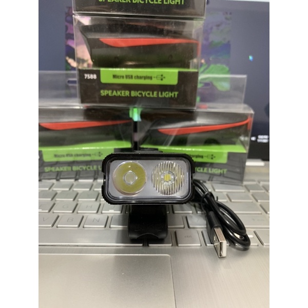 Đèn xe đạp siêu sáng 2 đèn nhiều tính năng. Bóng Led full chức năng sạc USB tiện dụng. Hàng chính hãng cao cấp.