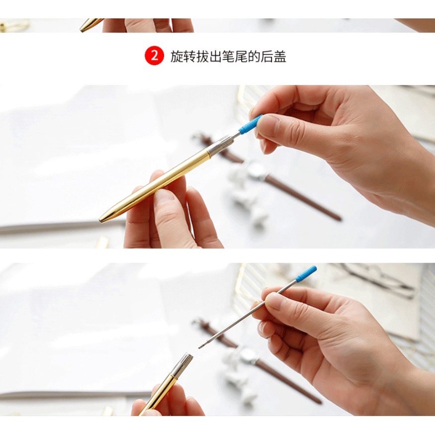 1 bút bi kim loại màu sắc xinh xắn đầu vặn tiện lợi