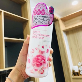 Sữa tắm trắng da manis