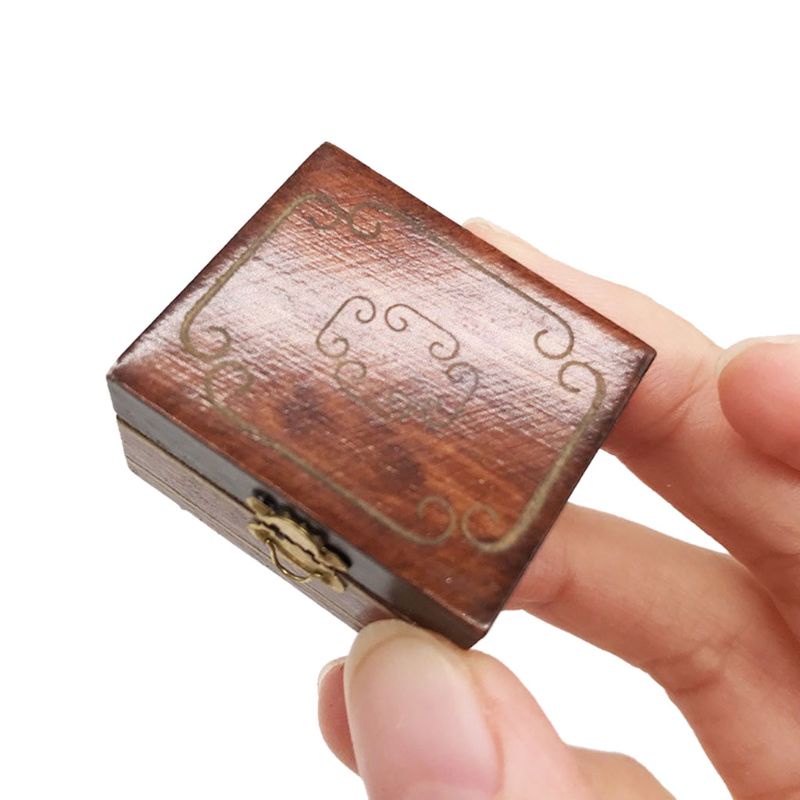 Hộp Đựng Trang Sức Mini Tỉ Lệ 1 / 12 Độc Đáo Trang Trí Nhà Búp Bê