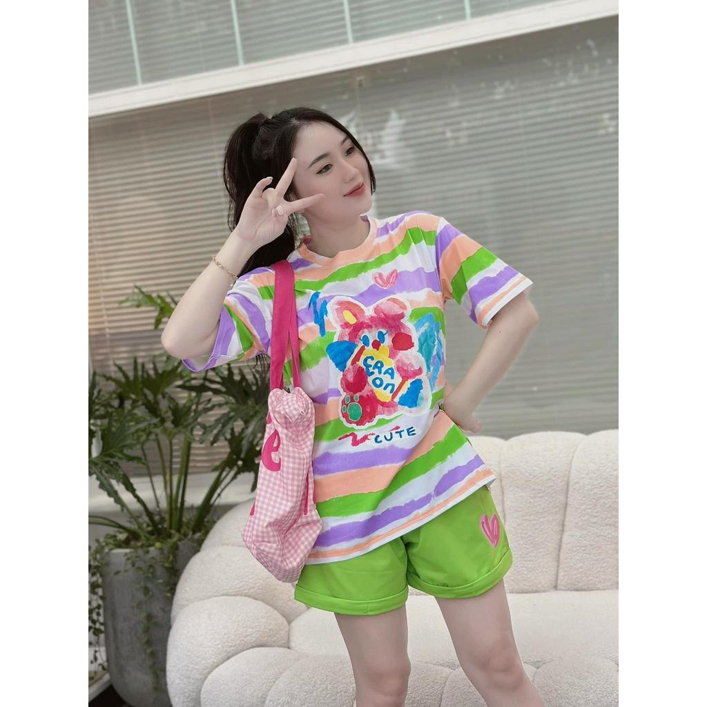 Set đùi in 3D cực chất với quần đùi kèm áo thun form rộng 2 màu xanh hồng đi chơi hè cực chất