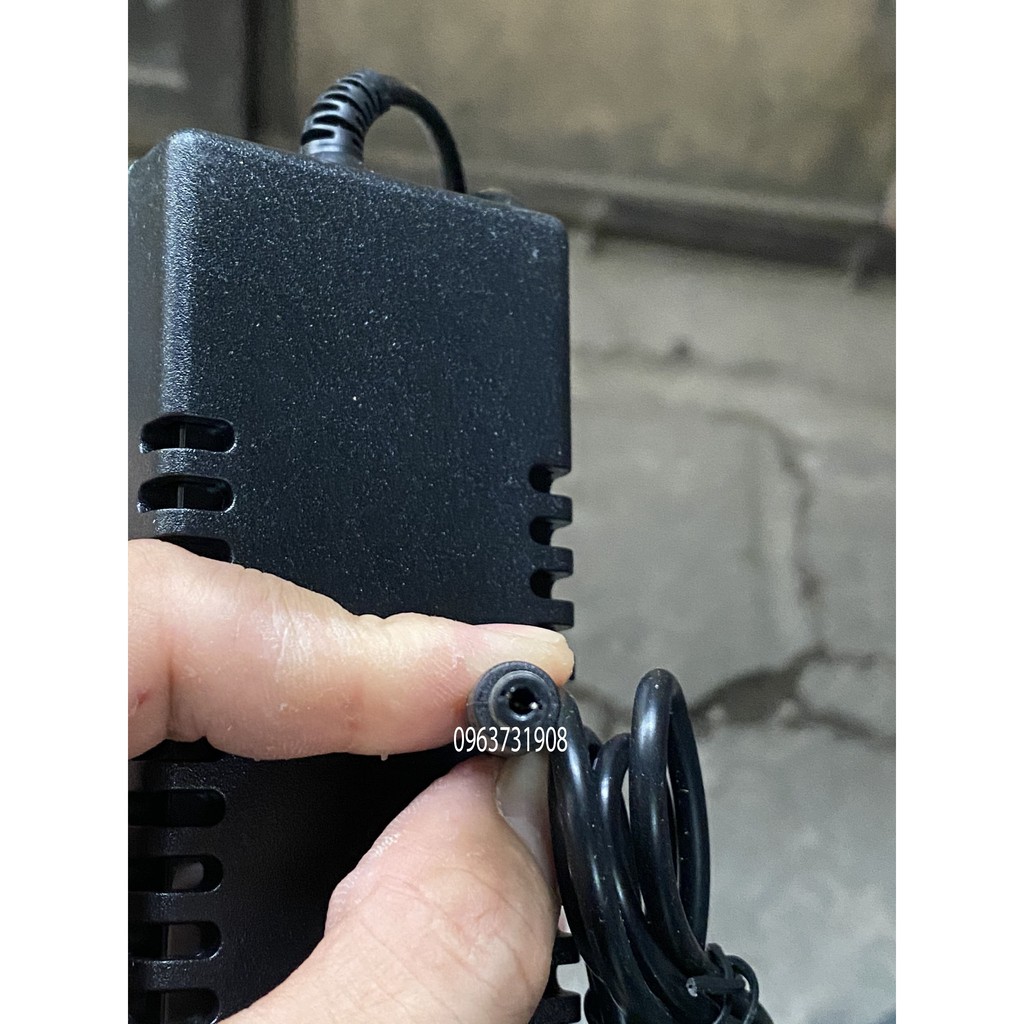 Sạc pin máy khoan 25.2V-2A Sạc Pin 6S 22V-25V chính hãng