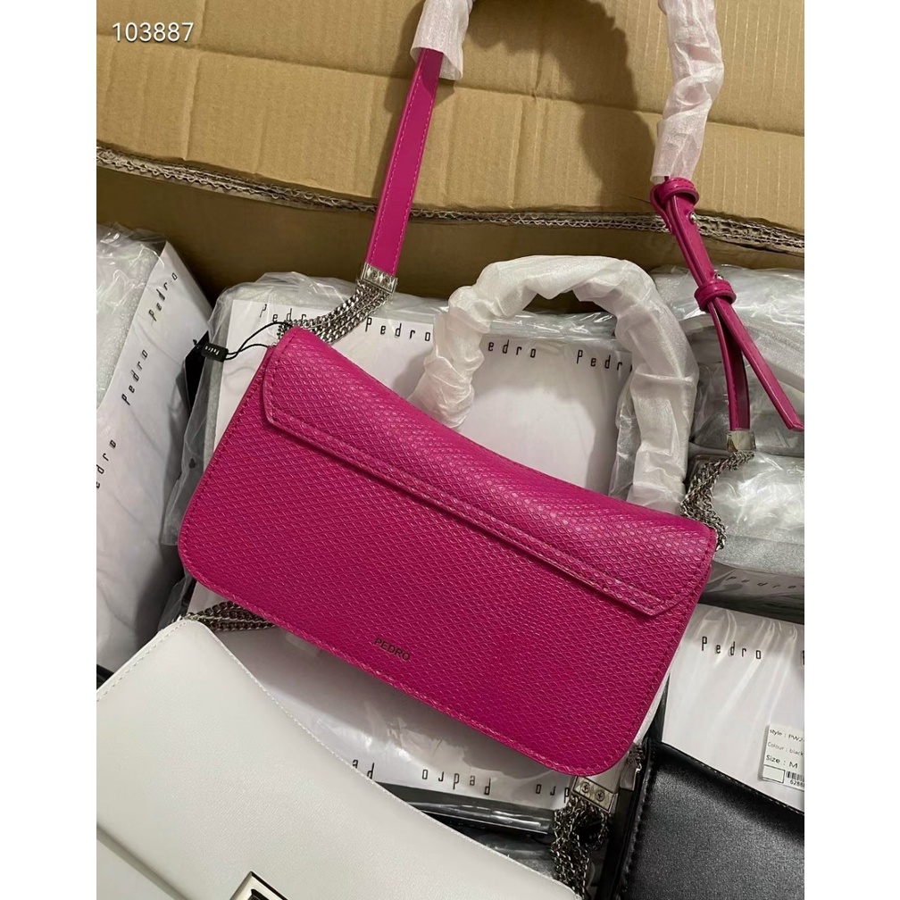 Túi Xách Nữ P.ed.r.o Kẹp Nách Khóa Nhấn Size 24cm