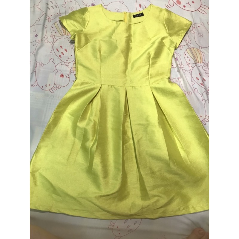 Đầm vàng Zara vnxk