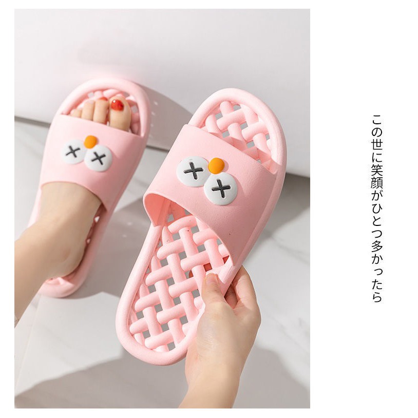 Dép Hở Lỗ Đi Trong Nhà Tắm Mắt Tròn - Moki Mart, Dép Nhựa Unisex Mang Trong Nhà, Văn Phòng, Spa siêu êm - thoáng - bền