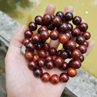 Vòng gỗ sưa 12 m m