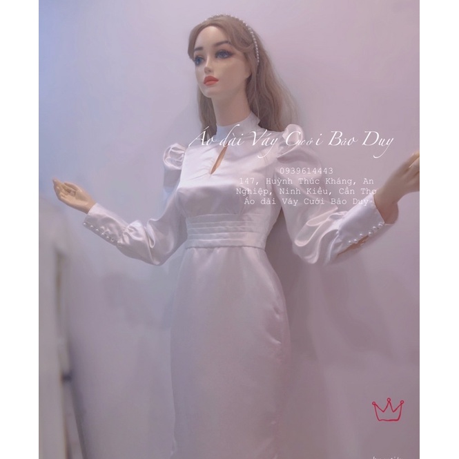 Váy cưới đuôi cá làm lễ đi bàn