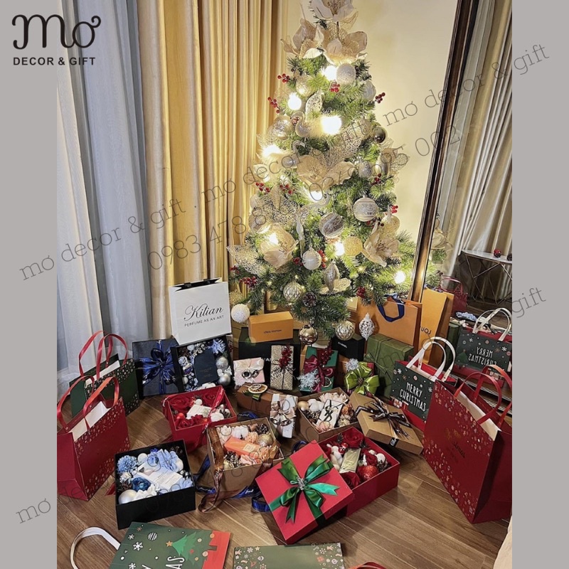 Hộp Đựng Quà Noel KT 20x20x8 Mix Hoa Siêu Xinh - MƠDECOR